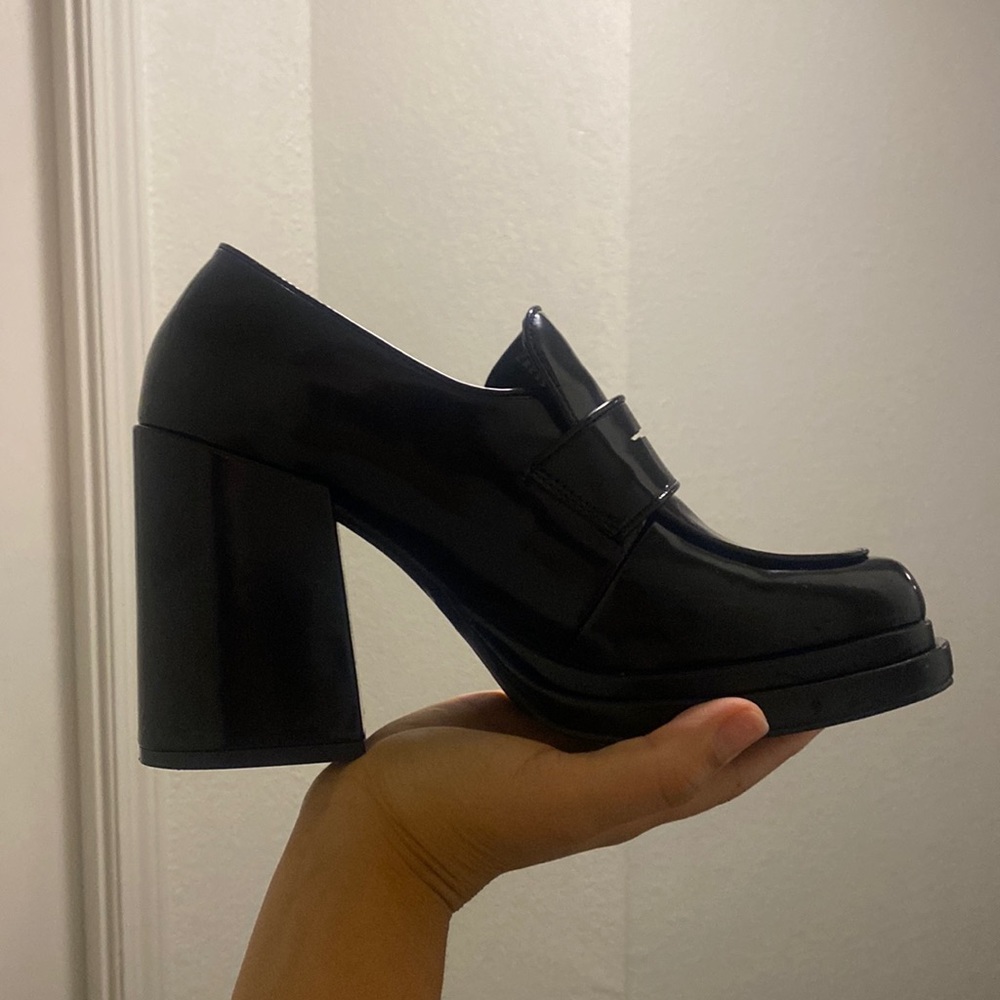 Steve Madden chunky heel- Mary Jane shoe
